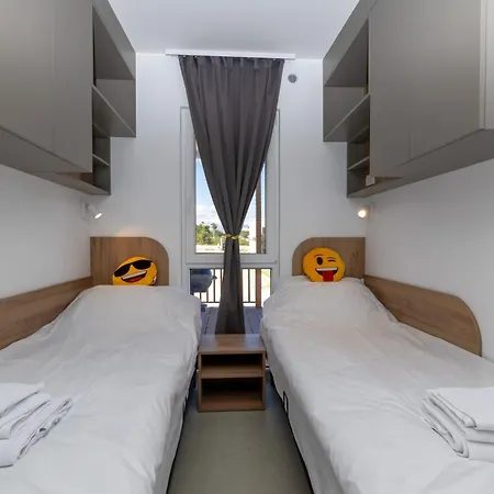 Mobile Sanja's Paradise, * Privlaka (Zadar)